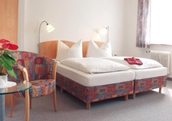 Hotel Baeren Villingen-Schwenningen Buitenkant foto
