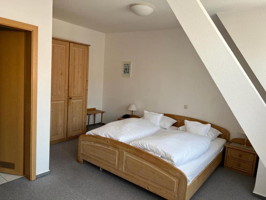 Hotel Baeren Villingen-Schwenningen Kamer foto