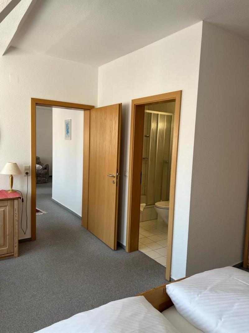 Hotel Baeren Villingen-Schwenningen Kamer foto